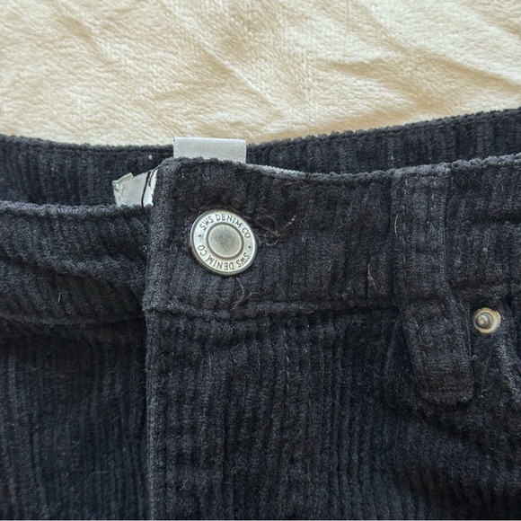 Classic Black Corduroy Skirt - Picture 6 of 8